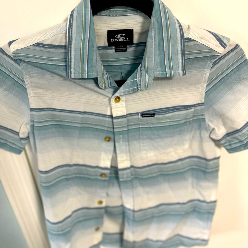 Boys short sleeve button down O’Neill size small